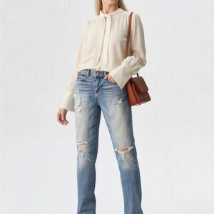 American Eagle Outfitters Size 4 Distressed Light Super Skinny Jeans for Women